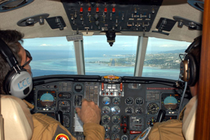 Cockpit du Falcon 200 Gardian. (©Marine Nationale)
