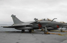 Rafale M F3 (M25) sur le Charles de Gaulle. (Marine Nationale)