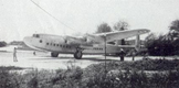 Avro-685 York MW 169 de la flottille 25.F à Lann-Bihoué. (©Coll.Quinton)