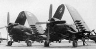 Deux F4U-7 Corsair de la 57.S  vus sur le parking de la B.A.N. Khouribga. (©Coll. J.M. Guhl)