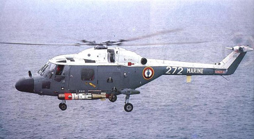 WG-13 Lynx n° 272 de la flottille 31.F volant au-dessus de la baie de Bandol (Var). ( 	  ©Jean-Michel Guhl)