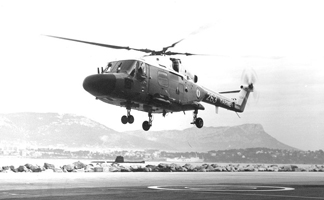 Premier Lynx pour la flottille 31F : La livraison à la Marine des hélicoptères WG13 Lynx Mk II débute le jeudi 28 septembre 1978, livraison qui se poursuivra au rythme de 2 par mois. (©flottille 31F)
