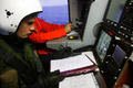 TACCO (TACtiCal Operator - opérateur tactique) devant sa console. (©Eurocopter)