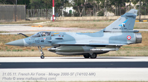 Mirage 2000-5 (102-MK/ 74) à l'Aéroport International de Malte. (©www.maltaspotting.com)
