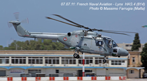 Le WG-13 Lynx nº814 de la flottille 34.F en provenance d'une des frégates françaises en patrouille au large de la Libye a atterri à l'Aéroport International de Malte. (©Massimo Farrugia)