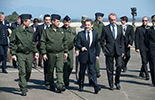 Visite de Nicolas Sarkozy à Solenzara. (©Ministère de la Défense)