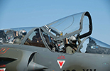 Équipage de Mirage 2000D. (©Ministère de la Défense)