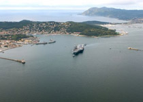 Le Charles de Gaulle à sa première sortie en mer depuis son IPER. (©Marine Nationale)