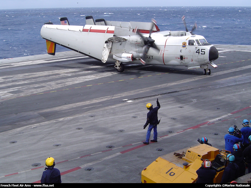 http://www.ffaa.net/ships/aircraft-carrier/charles-de-gaulle/images/cdg-000433.jpg