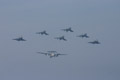 Défilé aérien au-dessus du Charles de Gaulle le 2 février 2006. (©French Fleet Air Arm)