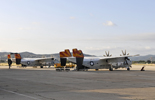 Les deux C-2A Greyhound de la VRC-40 "Rawhides" à Hyères. (©Marine Nationale)